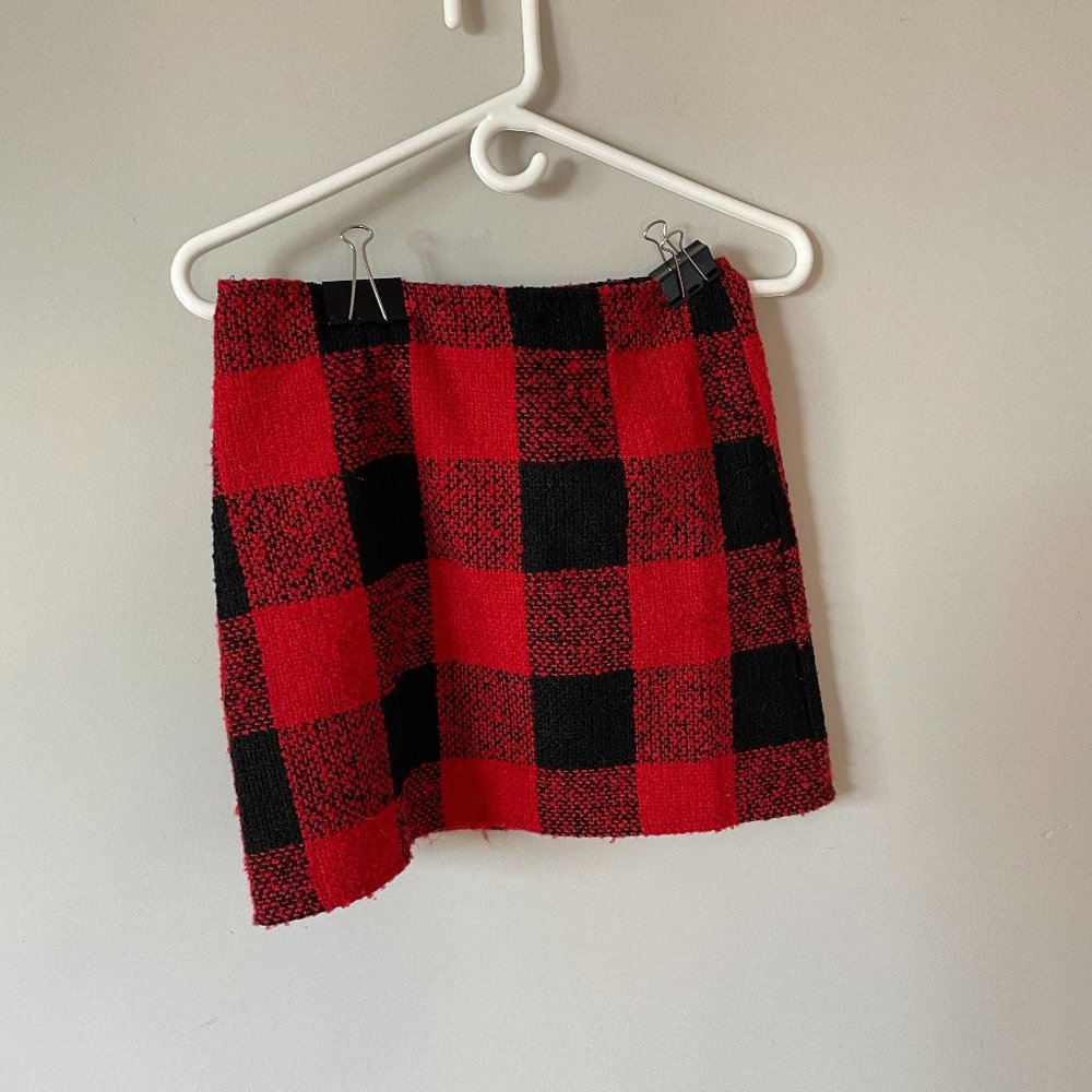 Plaid mini skirt